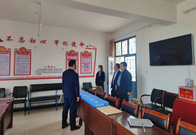 筑起安全墙 照亮乡村路——乐鱼在线平台-乐鱼在线官网
鼎力支持包抓共建村社文明创建工作(图9)