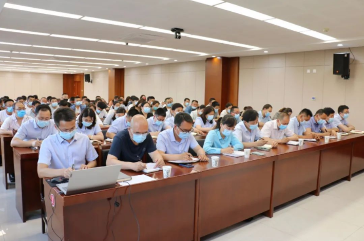 乐鱼在线平台-乐鱼在线官网
召开划转企业甘肃水建公司全体职工会议(图2)