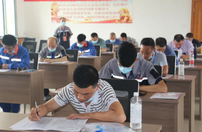 乐鱼在线平台-乐鱼在线官网
泓盛达公司在“焊工”技能大赛中取得好成绩(图2)